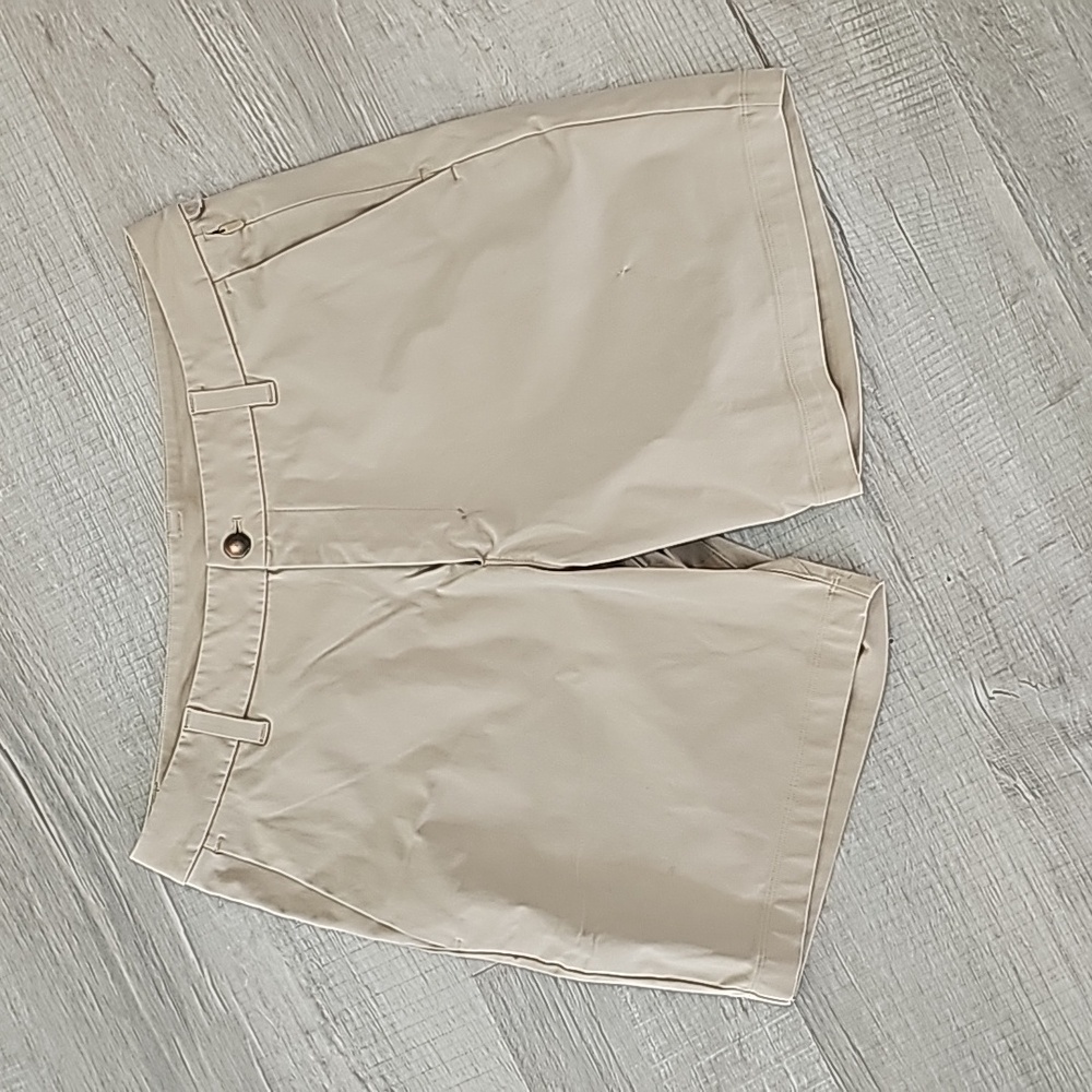 Lululemon - Mens Commission Shorts - Size 33 - 7 inch